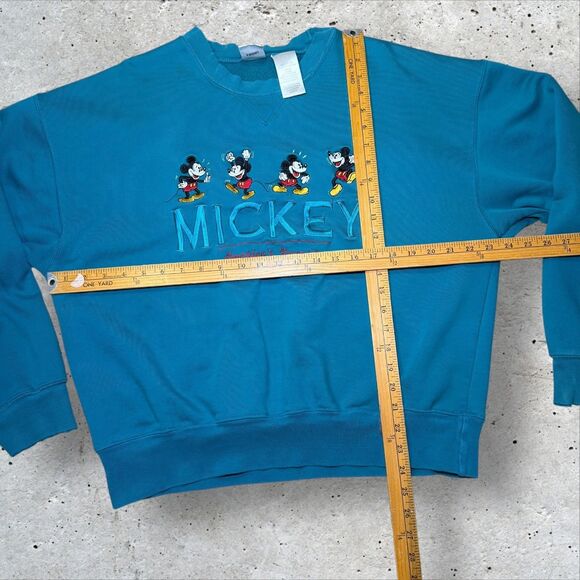Vintage Disney Store Mickey Amis Sweatshirt Size Large Turquoise France - Picture 11 of 12